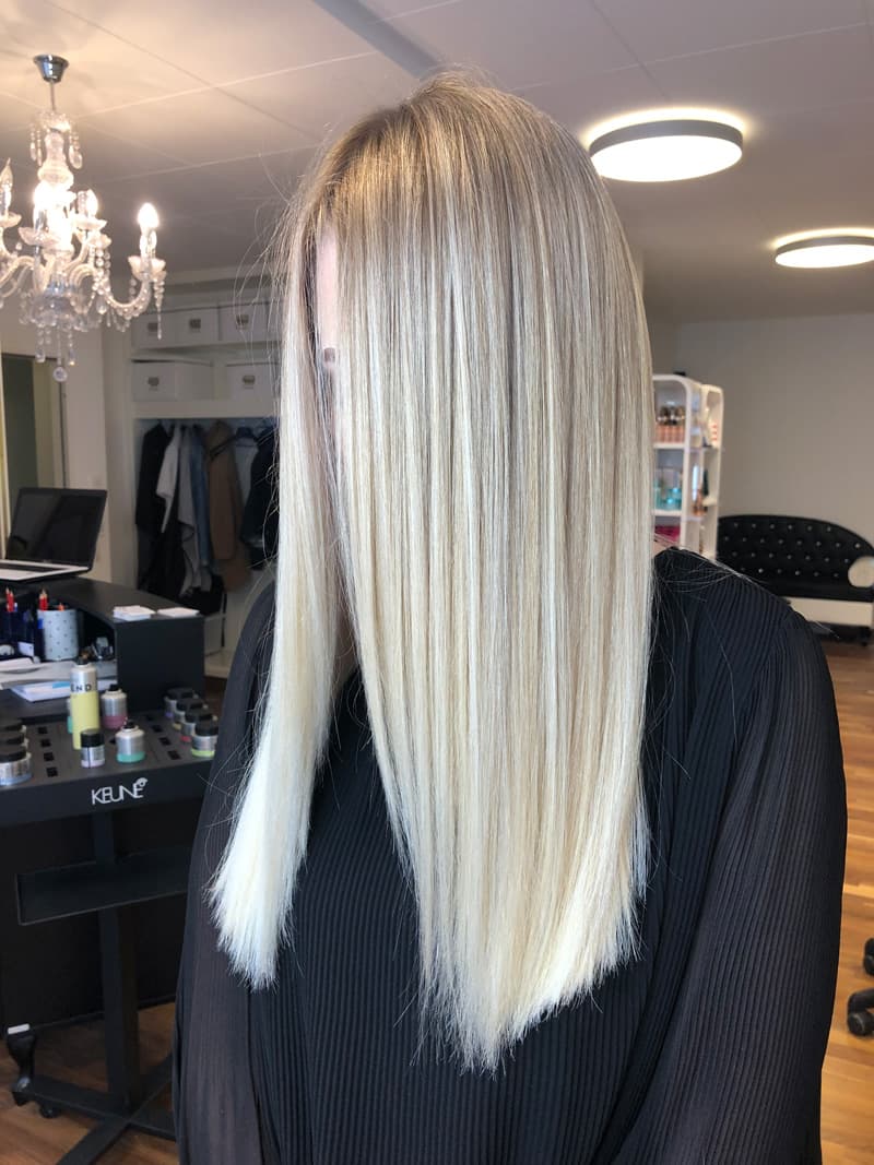 Glossing Treatment glänzendes Haar - Coiffeur Basel Innenstadt